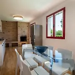 Lunalba 1 Albarella Island