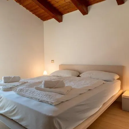 Villa Lunalba 1 *